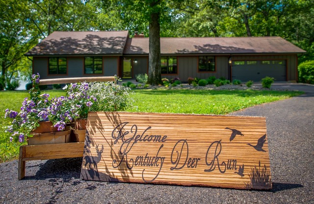 Kentucky Deer Run- Wheelchair Accessible, Lakefront, Private Dock, Fully Updated