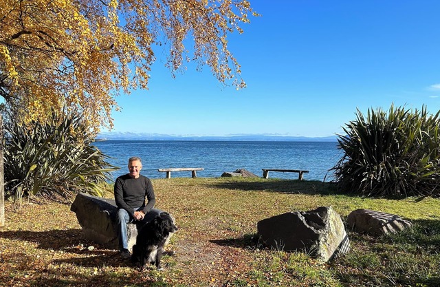 Kereru Cottage Taupo. Peaceful, family & dog friendly house close to Lakes edge