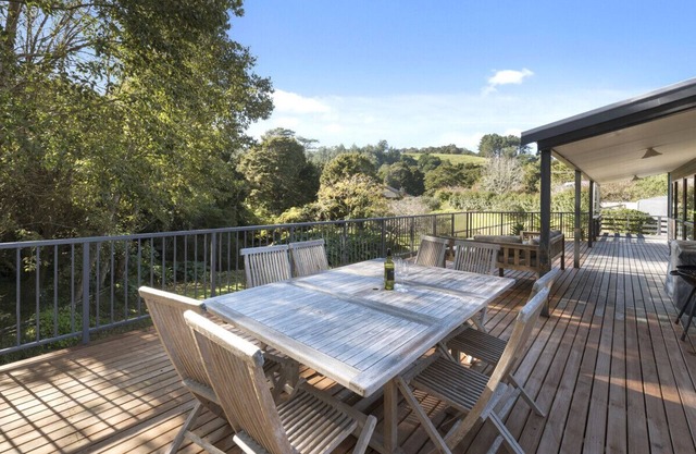 Retiro Kereru (A poca distancia del pueblo) - Matakana Holiday Home