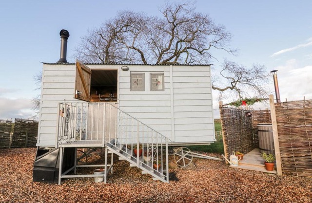 Ketburn Shepherds Hut at Balnab Farm