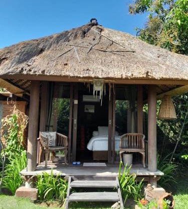 Ketewel Bed & Breakfast Yoga Room