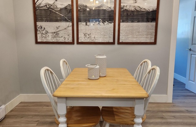 Feel at home in this downtown apartment with two bedrooms and insuite laundry!
