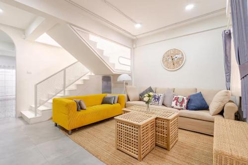Kevin's House at Nimmanhaemin - The Premier Suite 2BDR 2Bath