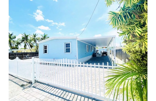 Key Largo beach cottage