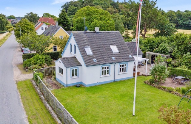 "Keyla" - 2.3km from the sea by Interhome