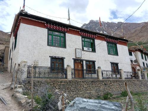 Khabrik Home Stay