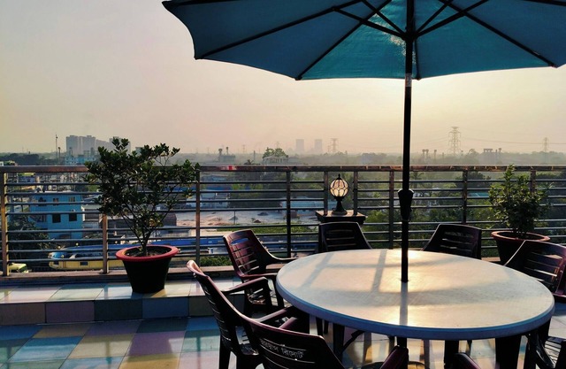 Khairul International Hotel Pabna