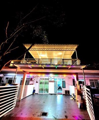 Khalifah Homestay Penaga