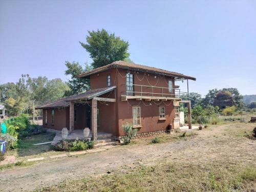 Khirni House