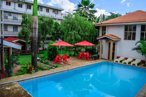 Kilimanjaro Crane Hotels & Safaris