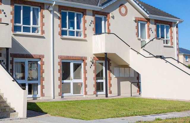 Kilkee Holiday Homes (1st Floor - Pet Friendly)
