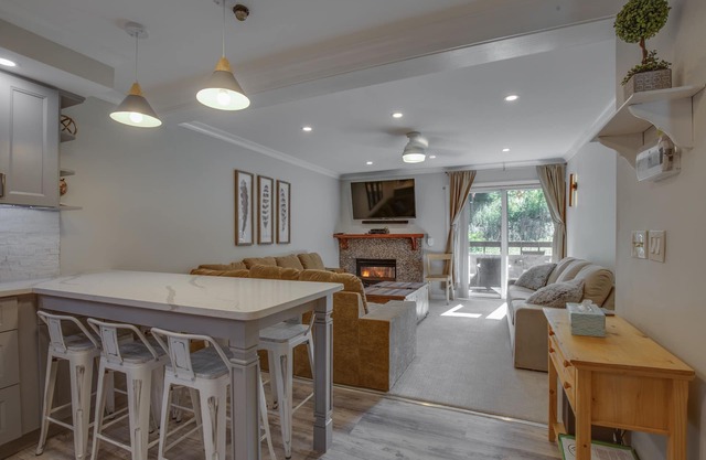 Killington Condominio con 3 televisores de pantalla plana, piscina y tenis!