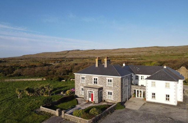 Kilmurvey House