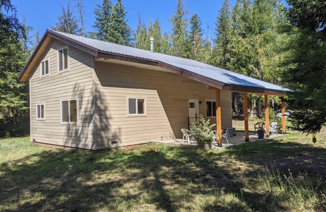 Kimber Cabin in the woods near Coolin, Idaho