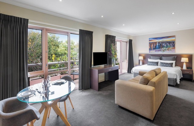 Kimberley Gardens Hotel & Serviced Apartments