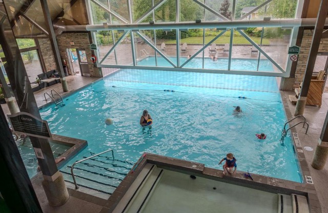 King Bed, Balcony, Pool, Hot Tub, Sauna