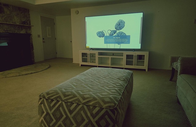 King bed Weatherford square