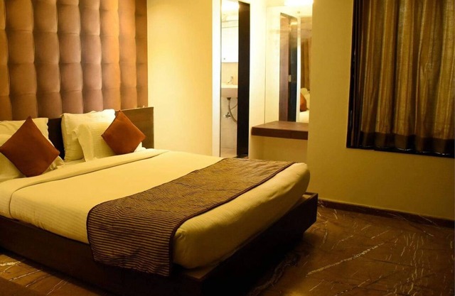 King's Kraft Stay Inn Rajkot