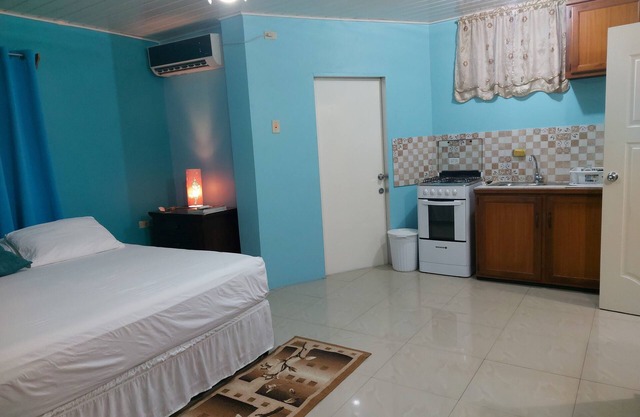 King Suite with Kitchenette at Bellissimo