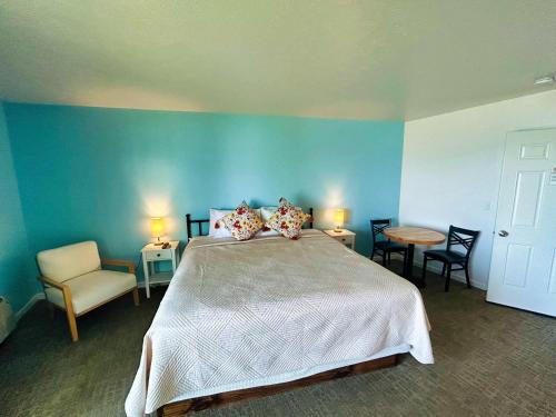 King suite with Lake View