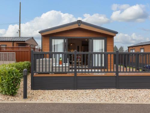 Kingfisher Lodge 36