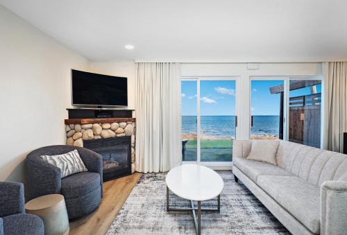 Kingfisher Pacific Resort & Spa
