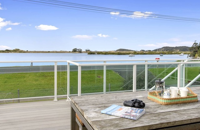 KINGFISHERS’ LANDING – NGUNGURU HOLIDAY UNIT in Ngunguru