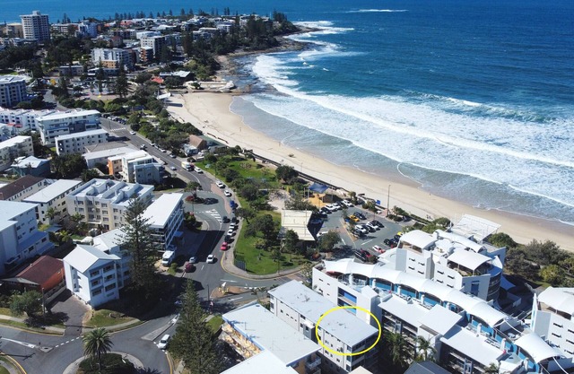 Kings Beach, only 30 metres to beach and shops!