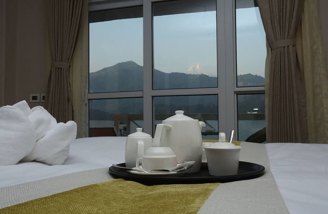 Kings Hotel Rajkuti
