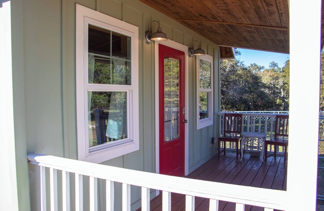 Kingsley's Kottage - Cabin 3 - just outside of Fredericksburg in Willow City