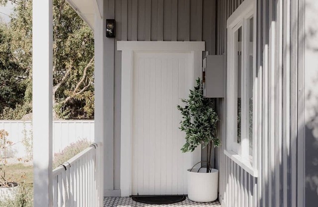 Kingston Beach Cottage
