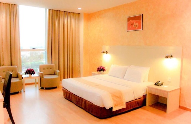 Kingston Hotel 15 at Tower Regency