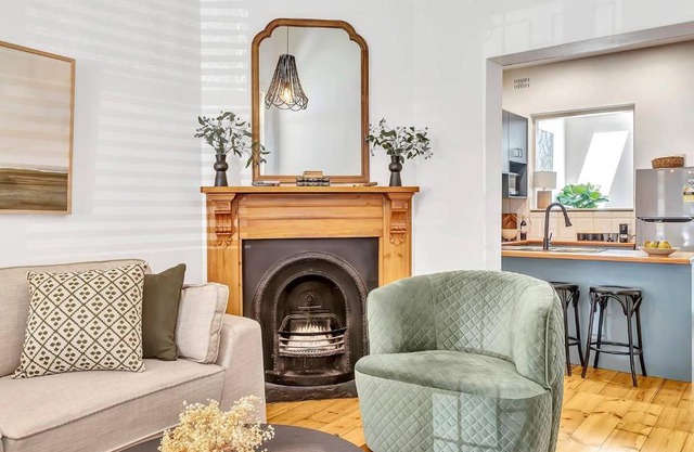 'Kingston Mews' A Perfect Parkside Sanctuary