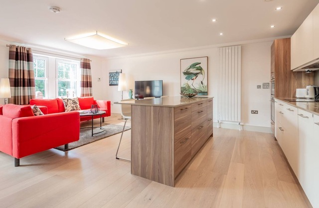 Kinness House Luxury Apartment
