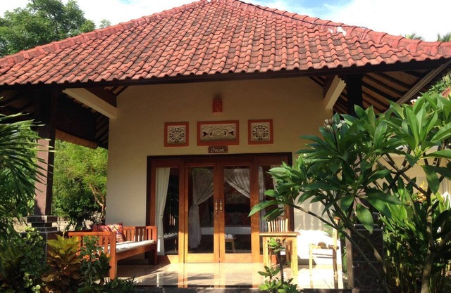Kirana Homestay - Dusk Bungalow