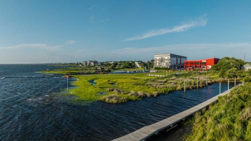 Kite Point - Waterfront 2-Bedroom, 2-Bathroom Suite at REAL Watersports