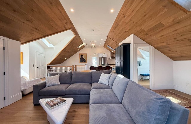 Kittery Cove | Luxe, Views, Walk to Portsmouth