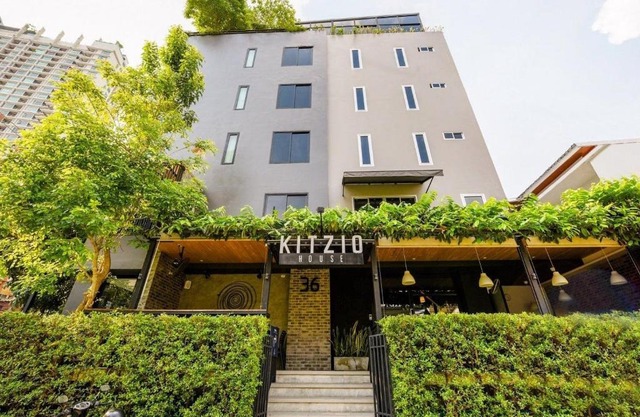 Kitzio House Hotel Huai Kwang