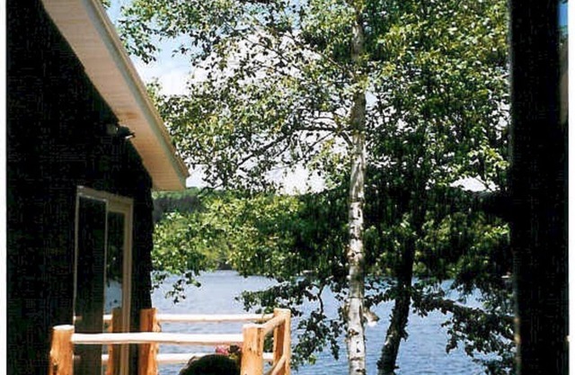 Kiwassa Lake Bed & Breakfast