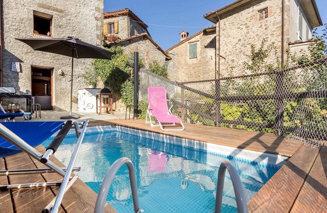 KIWI, 2 bedrooms apartment with Private swimming pool