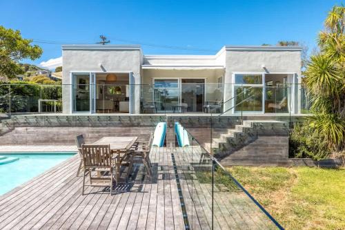 Kiwi Street Retreat