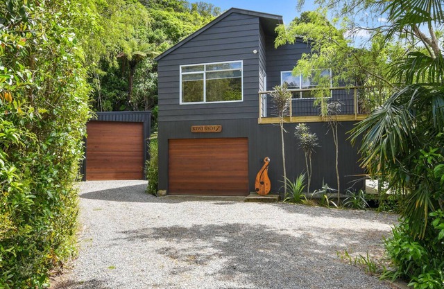 KIWIBACH - HAVELOCK HOLIDAY HOME, family friendly in Havelock