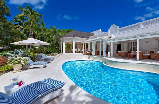 Klairan | 4-bedroom villa located in the exquisite Sandy Lane Estate.