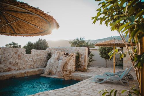 Kleos Noble Retreat - Stone-Build Apartments & Guesthouse Rooms