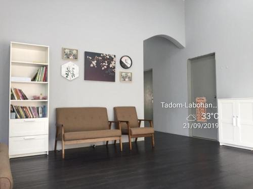 KLIA Guesthouse-3 bedroom 2 bathroom