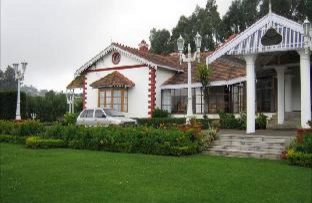 Kluney Manor