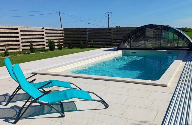 Gite proche de la Rochelle avec piscine chauffée, ouverte d'avril a octobre