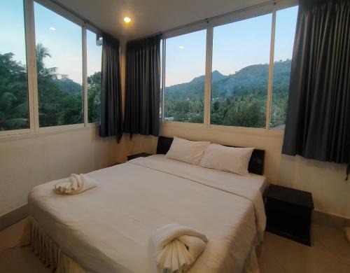 KOH CHANG LUXURY HOTEL