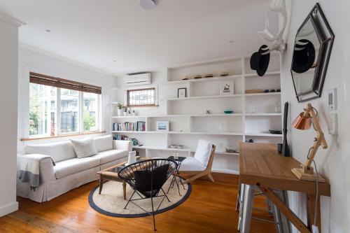Kohimarama Beach 2 Bedroom Charmer