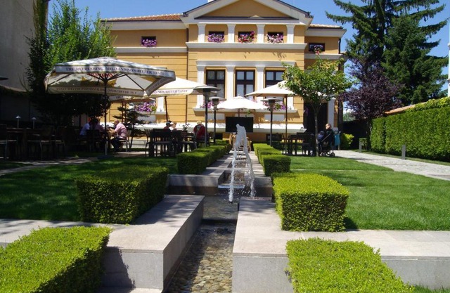 Kokoshkovata Boutique House
